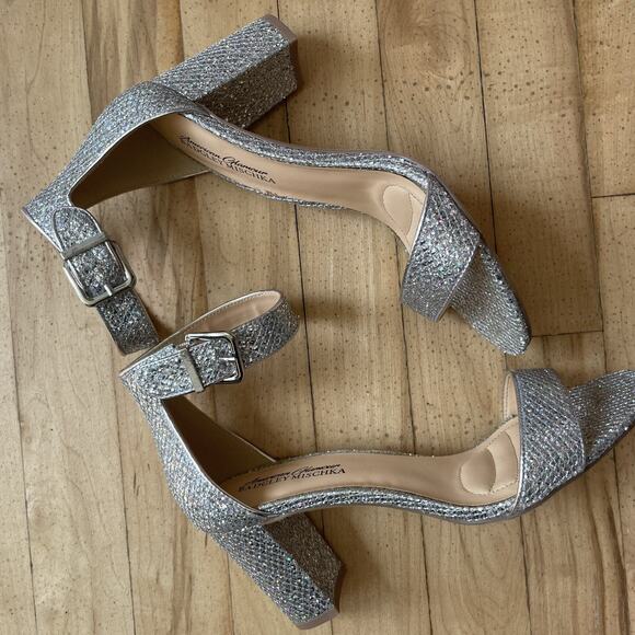 Badgley Mischka Jeweled Sandals Women 7.5 Bridal Silver Strappy Block Heel Party - Picture 4 of 11